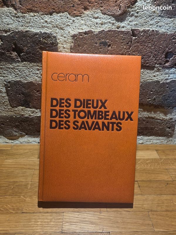 Livre de ceram des dieux des tombeaux des savants