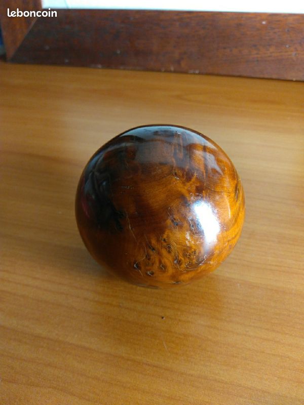 Sphère en Bois (image 1)