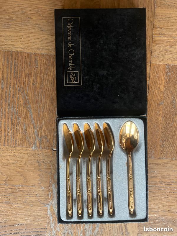 Orfèvrerie de CHAMBLY cuillères à moka - Arts de la table