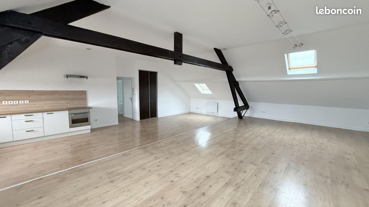 Appartement 2 pièces 78 m² · à Courrières · 78 m² · 650 €