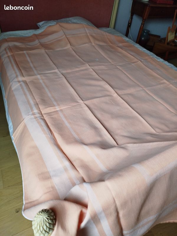 Nappe ancienne et 12 serviettes de table saumon(linge ancien) (image 2)