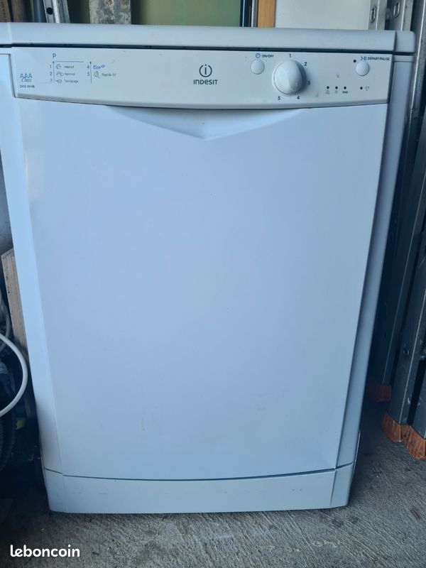 Lave vaiselle Indesit Électroménager