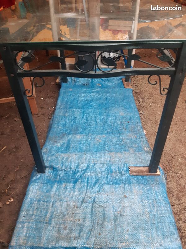 Table verre (image 1)