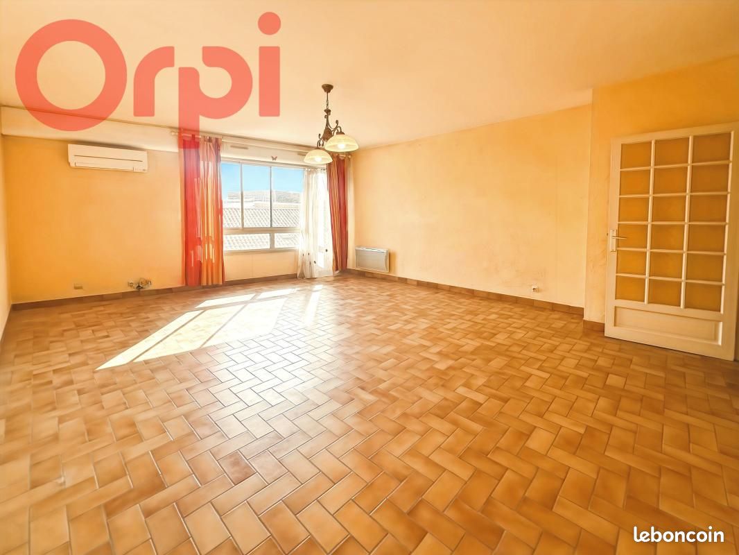 Appartement 4 pièces 88 m² · à Aubenas · 88 m² · 750 €