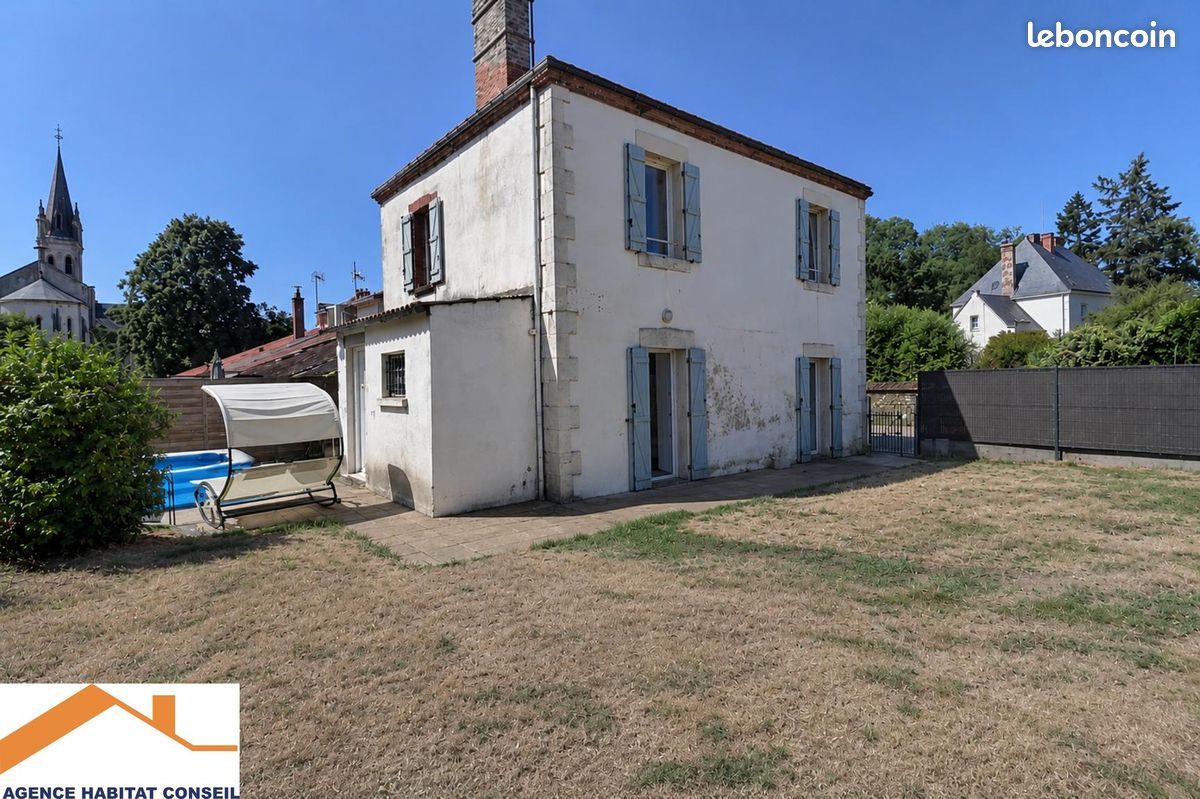 Maison 4 pièces 100 m² · à Saint-Denis-la-Chevasse · 100 m² · 209 000 €