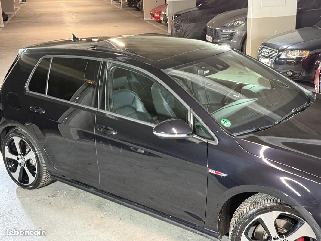 VOLKSWAGEN GOLF 7 VII GTI 2.0L TSI 220 - DSG 6 - 1ère main / Faible Kms (image 13)