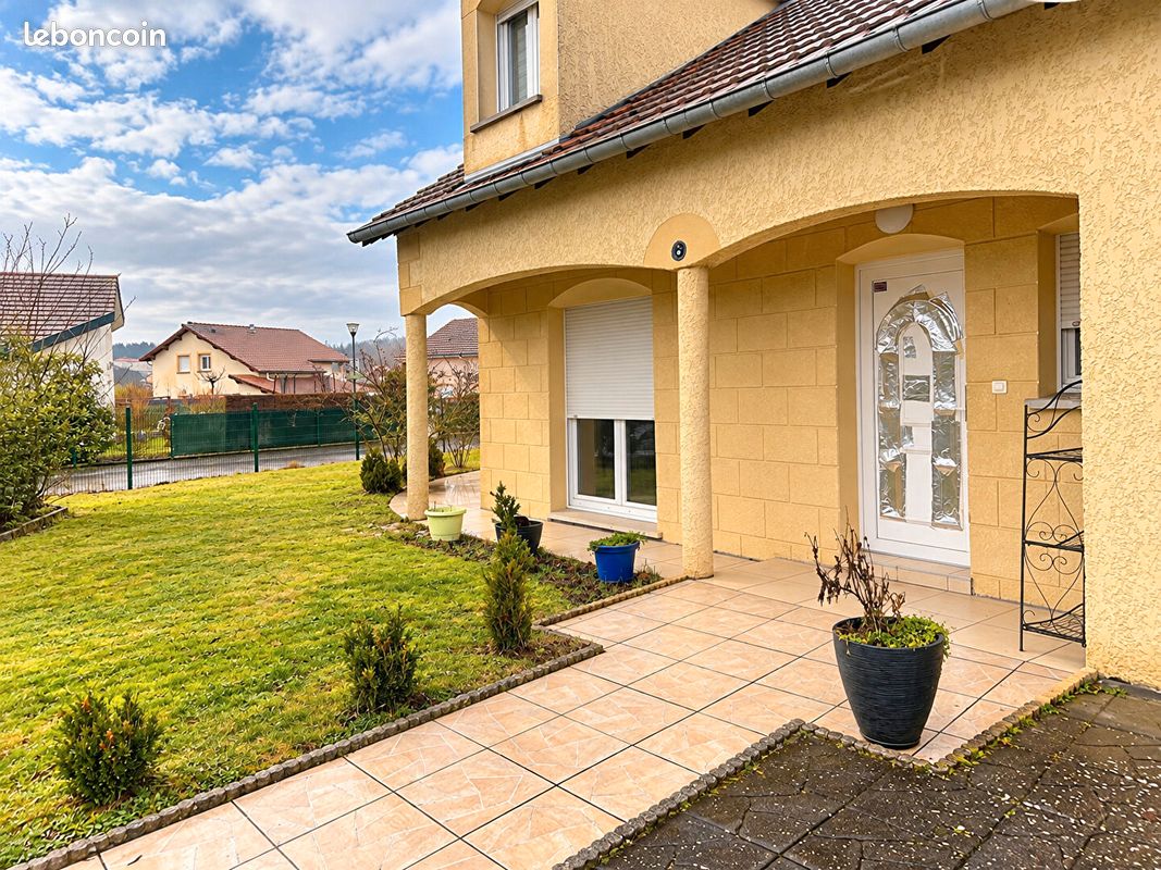 Maison 6 pièces 138 m² · à Épinal · 138 m² · 288 000 €