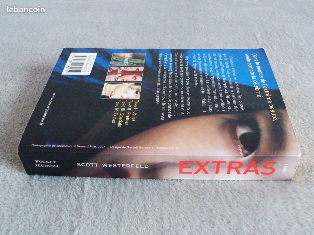 Livre "Extras" Scott Westerfeld (image 3)