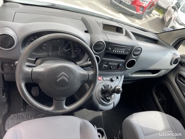 Citroën Berlingo FOURGON 21 L2 BlueHDi 100 CONFORT (image 9)