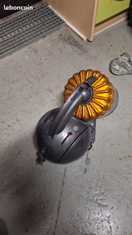 Aspirateur Dyson moteur Hs (image 2)