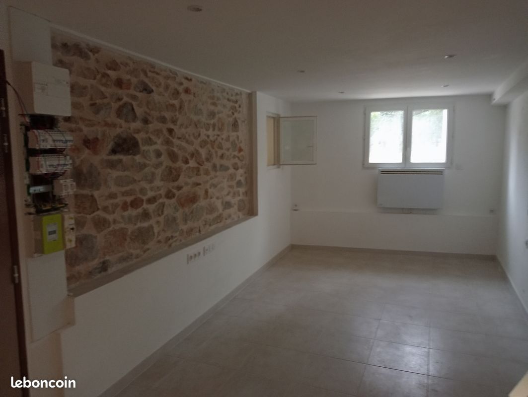 Appartement 1 pièce 25 m² · à Alès · 25 m² · 600 €/mois