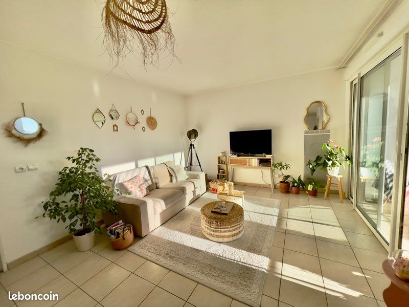 Appartement 2 pièces 53 m² · à Castelnau-le-lez · 53 m² · 900 €