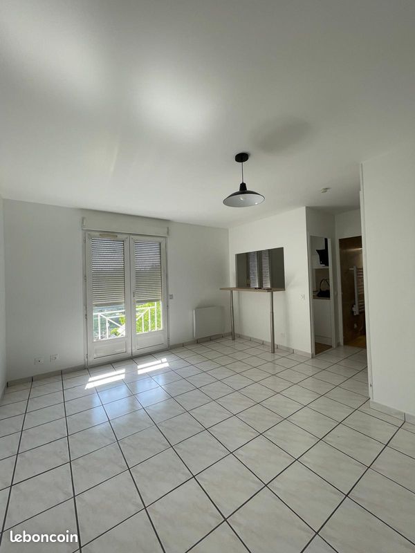 Appartement 1 pièce 31 m² · à Le Plessis-Trévise · 31 m² · 799 €