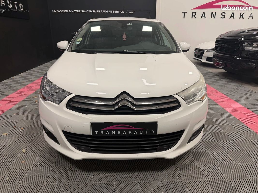 Citroën C4 1.6 HDI / ATTELAGE / CLIMATISATION (image 8)