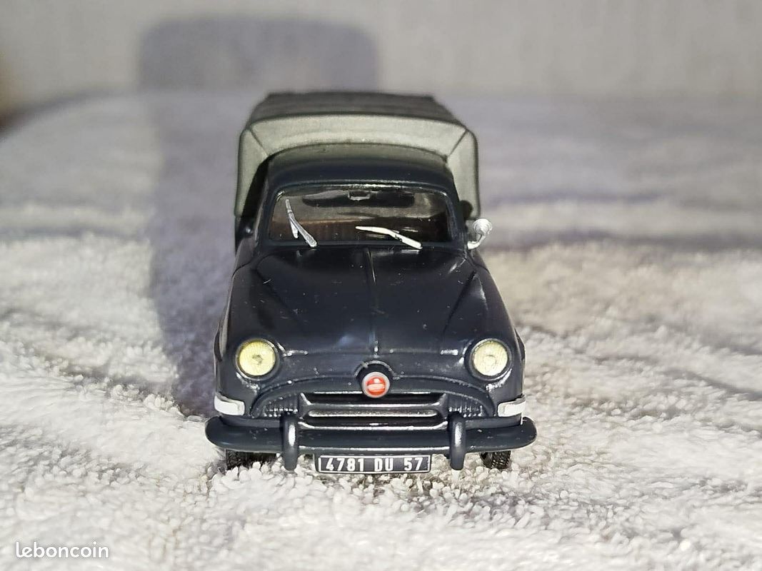 Voiture miniature Simca Aronde Messagère Service 1954 Altaya au 1/43