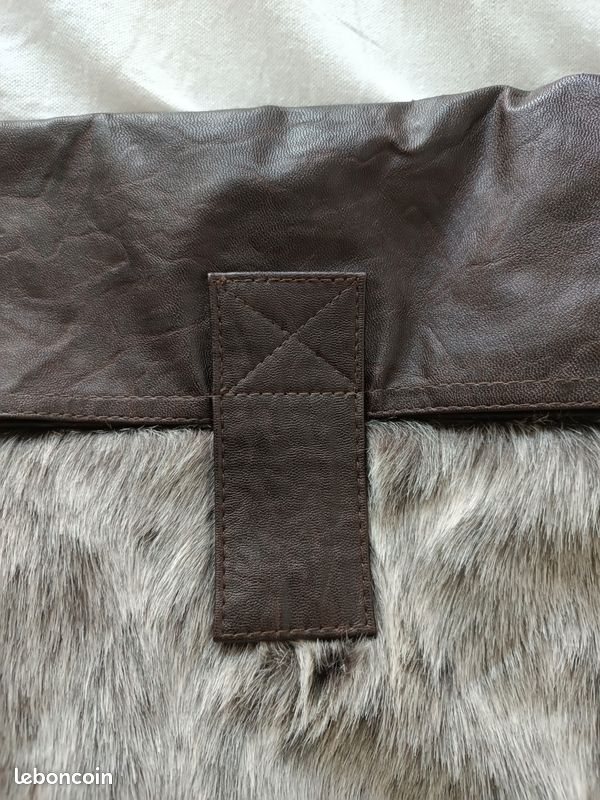 Sac a main en fausse fourrure (image 2)