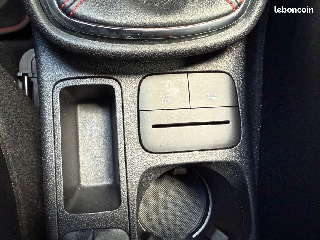 Ford fiesta 1.5 tdci st-line 85ch / camera recul / carplay (image 16)