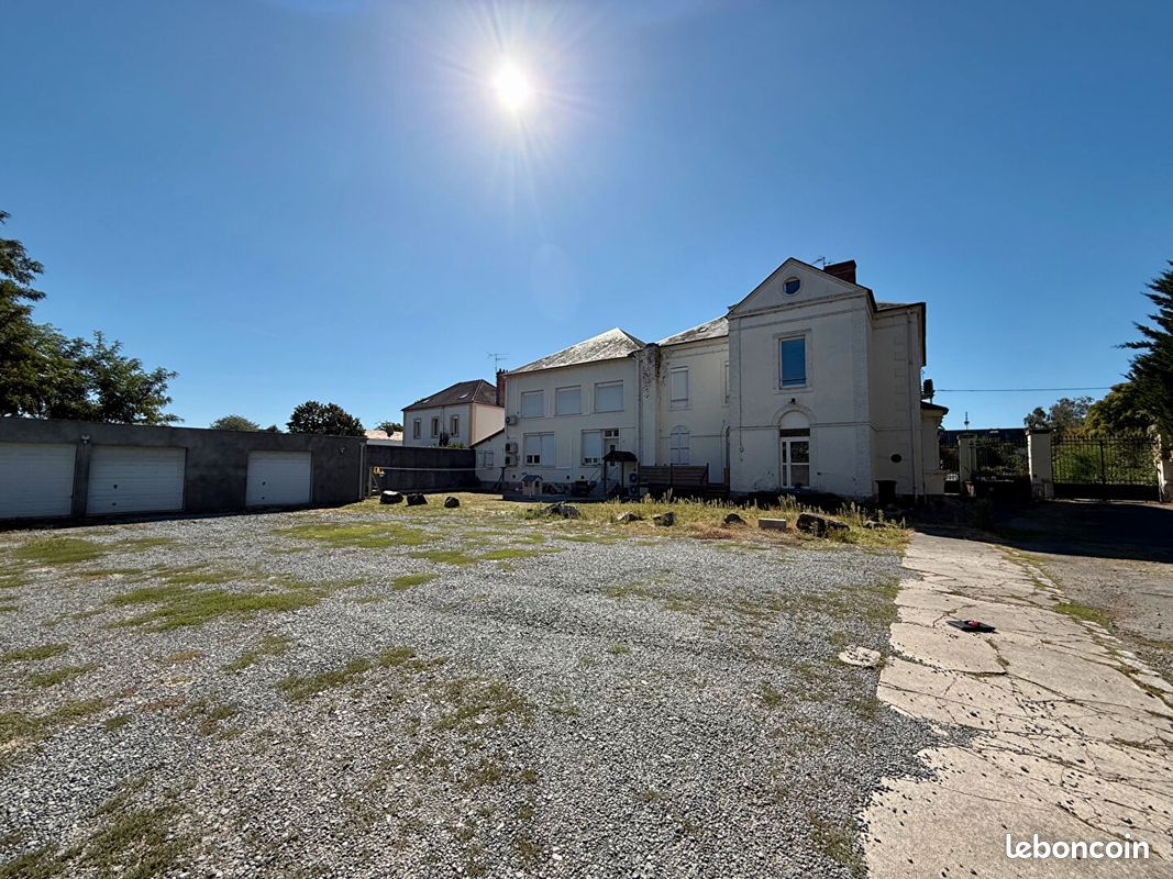 Appartement 4 pièces 139 m² · à Montluçon · 139 m² · 119 000 €