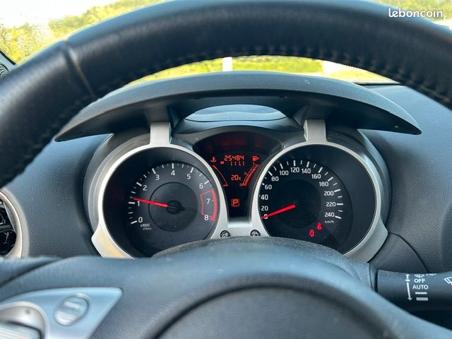 NISSAN JUKE 1.6 DIG T 4X4 essence (image 4)