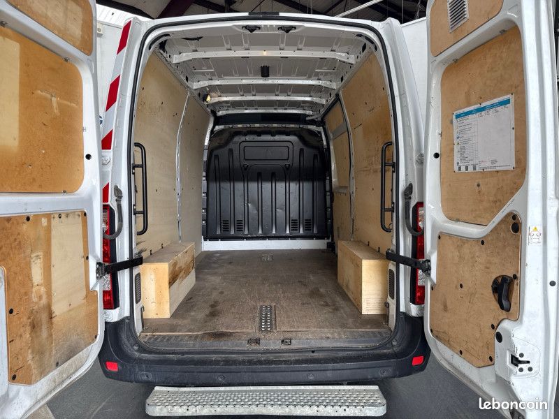 Renault MASTER III FG F3500 L2H2 2.3 BLUE DCI 135CH GRAND CONFORT EURO6 (image 11)