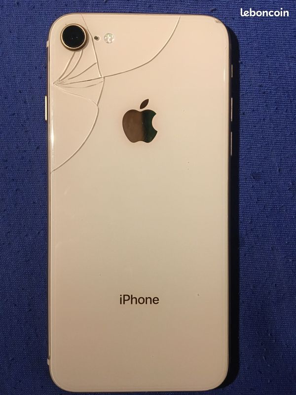 IPhone 8 64go bonne état (image 2)