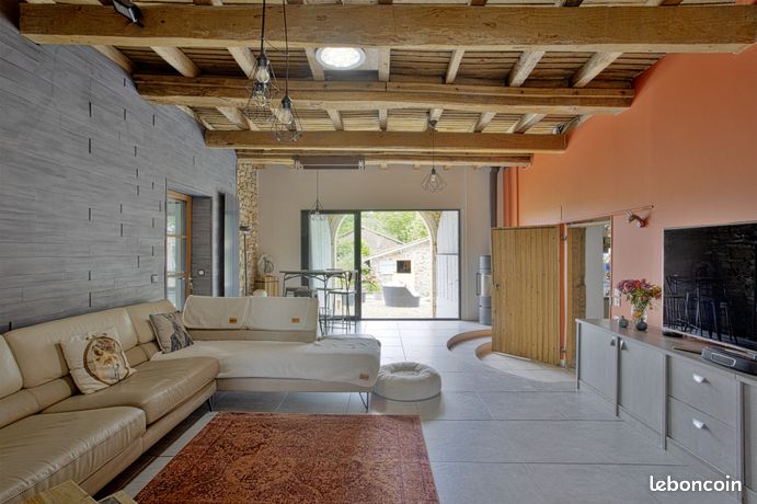 Maison 8 pièces 350 m²