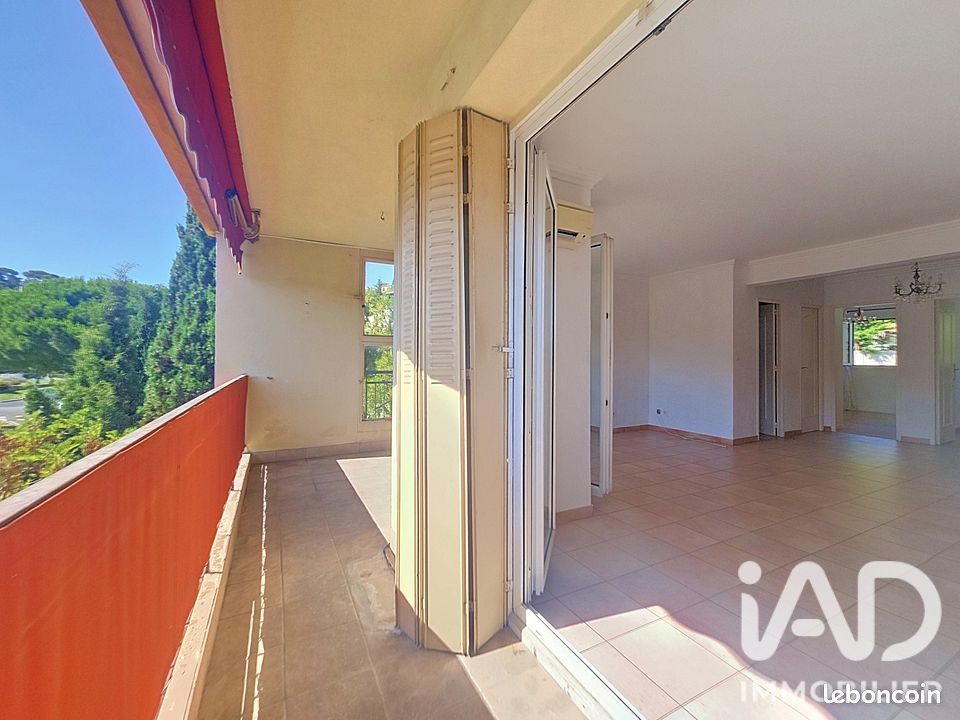 Appartement 3 pièces 67 m² · à Vallauris · 67 m² · 205 000 €