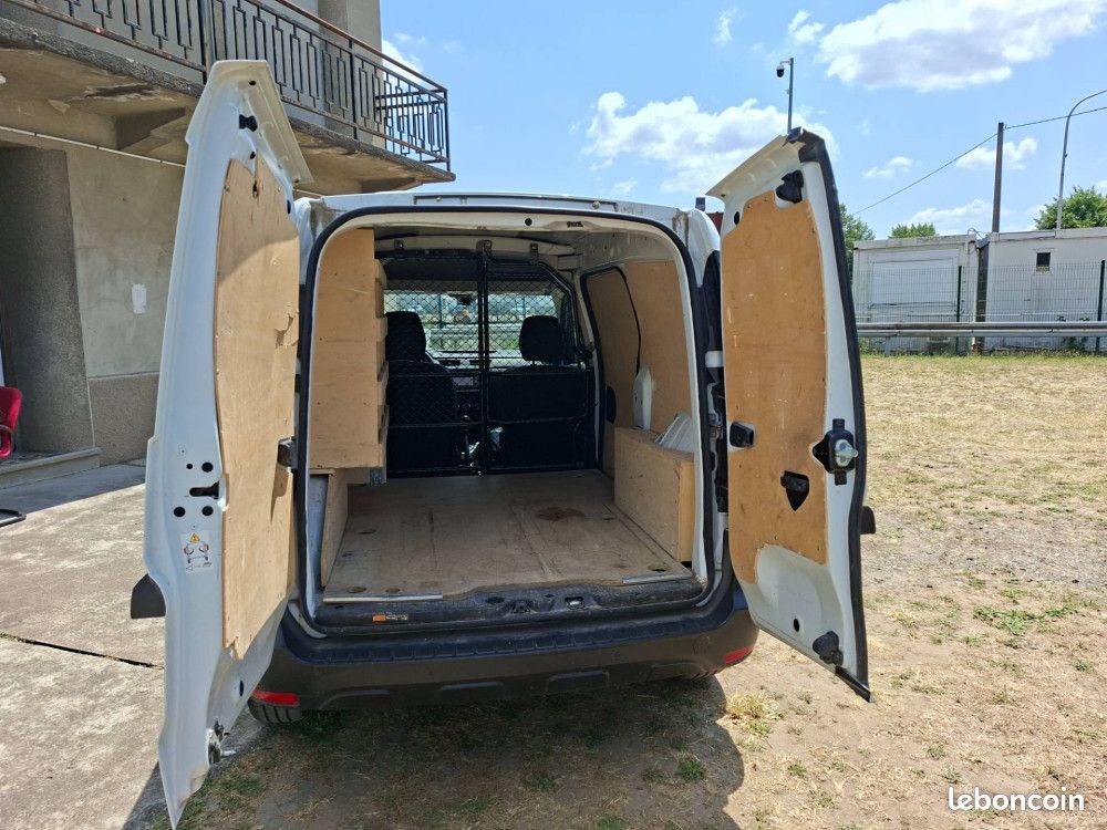 Renault Express Van 1.5 BLUE DCI 95 CONFORT (image 4)