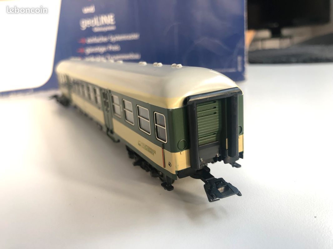 Märklin H0 4177 Voiture Voyageurs DB – Courant Alternatif Occasion