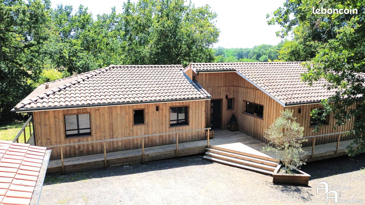 Maison 7 pièces 165 m² · à Saint-Sulpice-Et-Cameyrac · 165 m² · 603 000 €