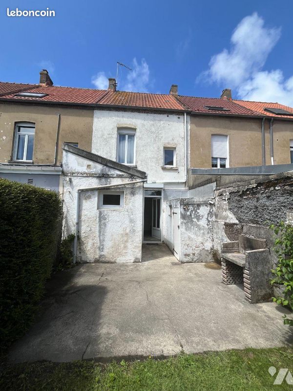 Maison 4 pièces 81 m² · à Saint-Étienne-au-Mont · 81 m² · 107 000 €