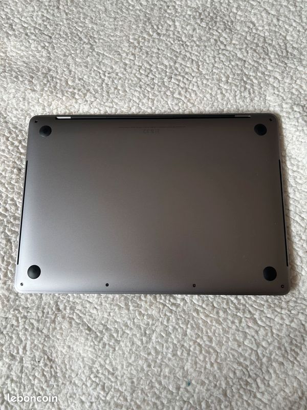 Macbook pro touch bar (image 2)