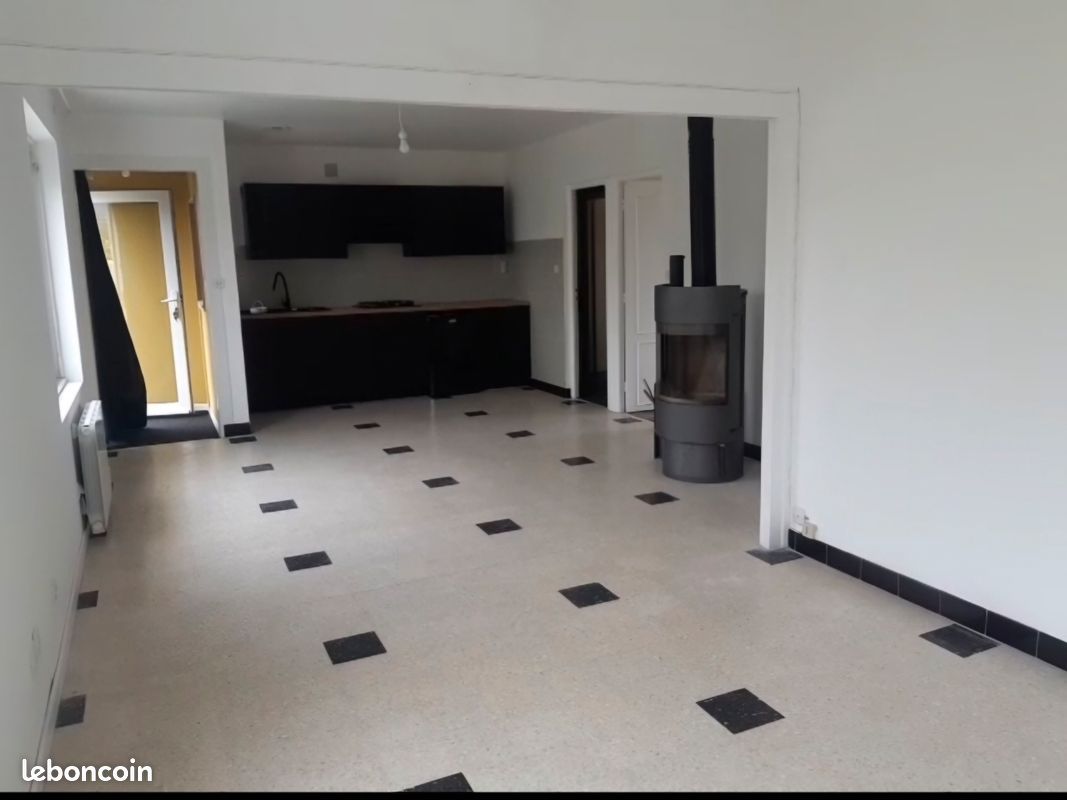 Maison 3 pièces 75 m² · à Landivisiau · 75 m² · 895 €