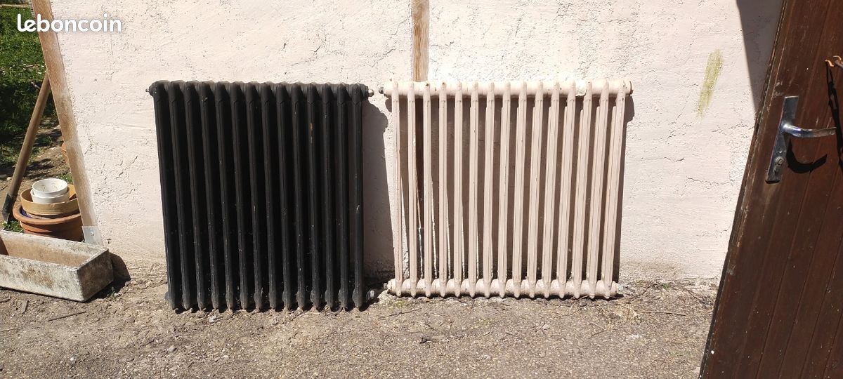2 radiateurs en fonte (image 1)