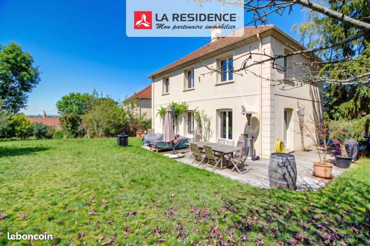 Maison 7 pièces 178 m² · à Vernouillet · 178 m² · 649 000 €