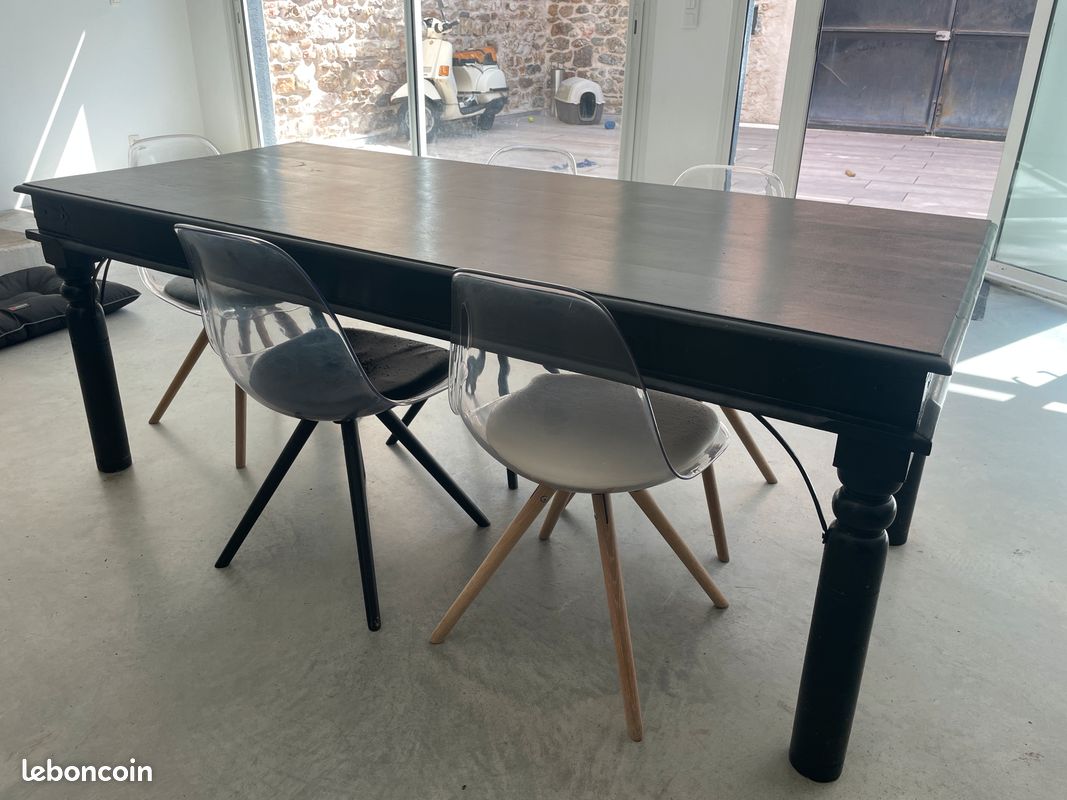 Table bois exotique (image 2)