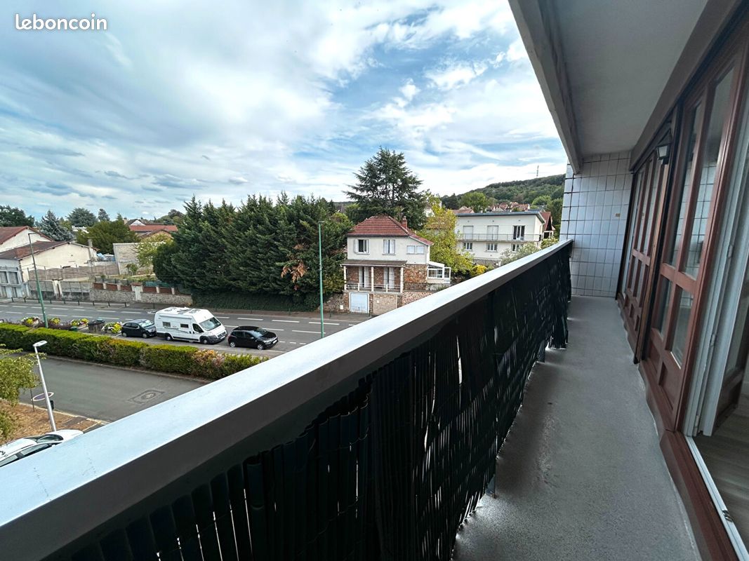 Appartement 3 pièces 62 m² · à Villebon-sur-Yvette · 62 m² · 1 190 €/mois