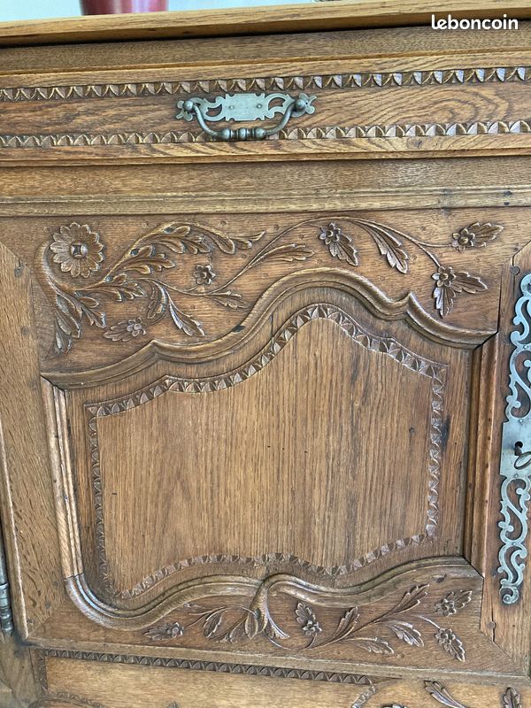 Buffet-enfilade ancien en chêne massif, 3 portes (image 2)