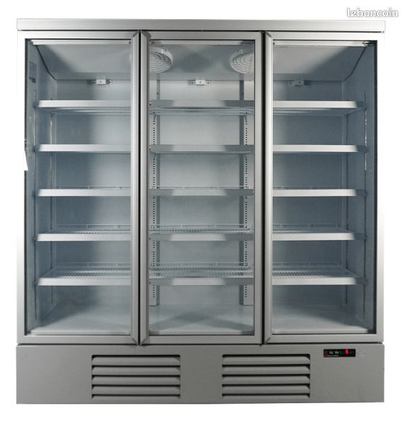 ✅Prix TTC - Vitrine murale réfrigérée en libre-sevice +1°C/+10°C - 3 portes battantes - Livraison Offerte dans toute la France (image 1)