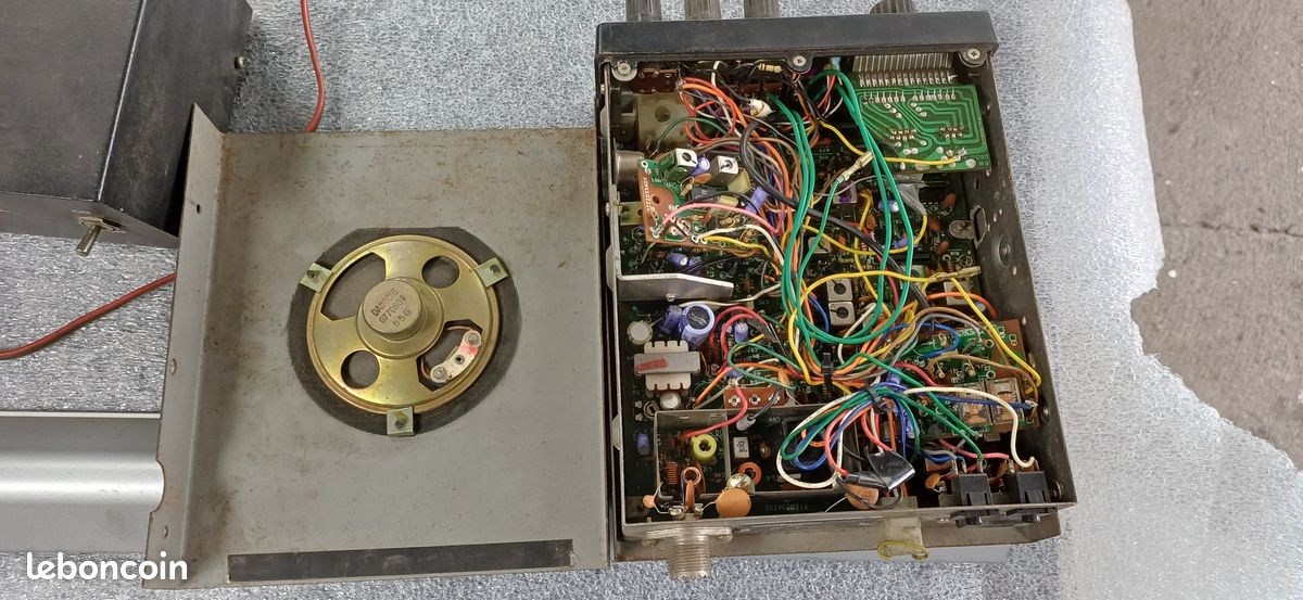Ensemble Cb( a revoir),amplificateur,porte antenne,preemplificateur, (image 3)