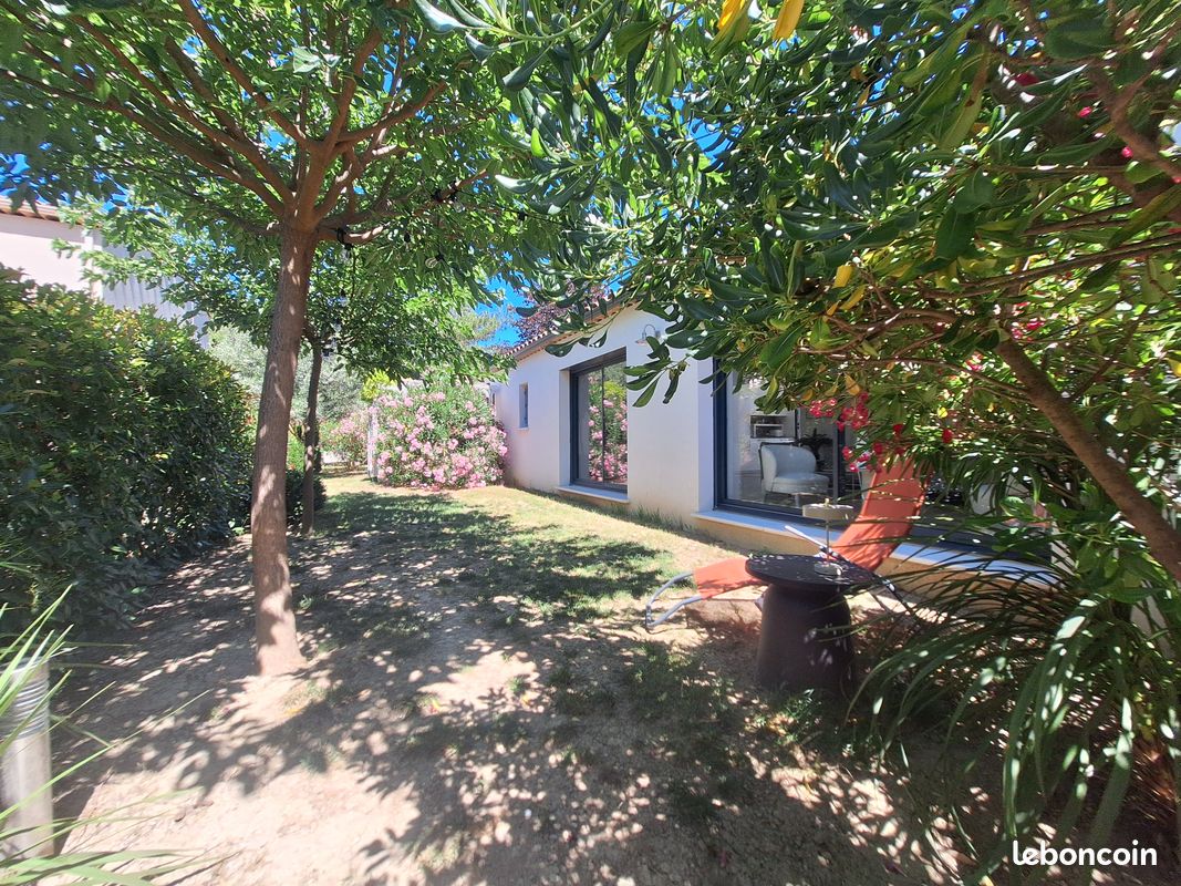 Maison 5 pièces 121 m² · à Pierrevert · 121 m² · 445 000 €