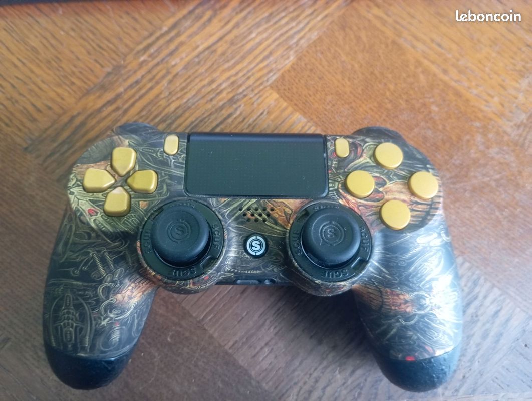 Manette ps4 - cyberskulls (image 1)