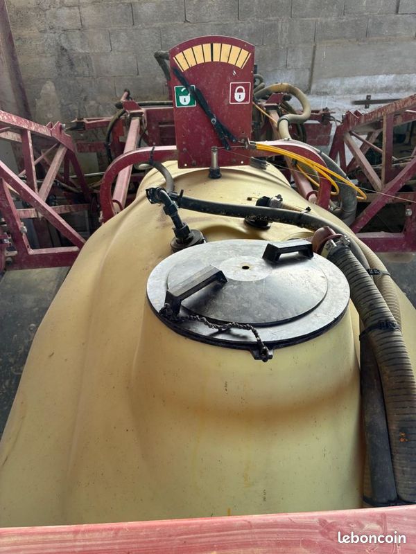 Hardi COMMANDER 2800 (image 10)