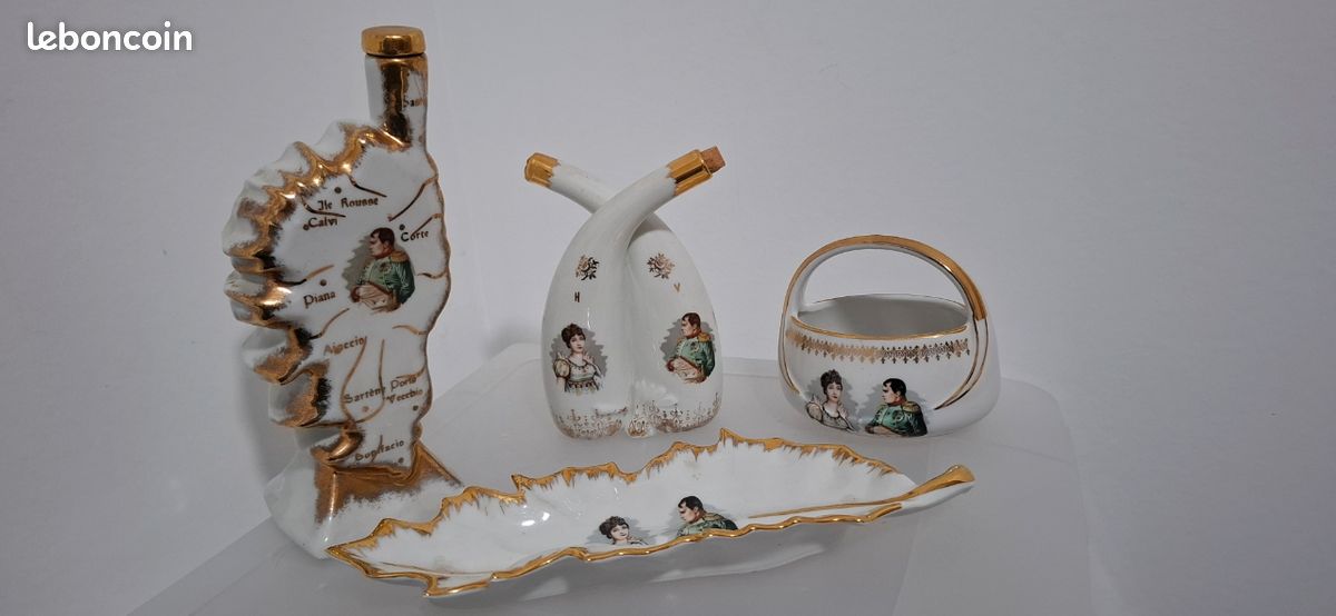Ensemble porcelaine de Limoges – Créations F.D. – Décor Napoléon / Ajaccio – 4 pièces (image 1)