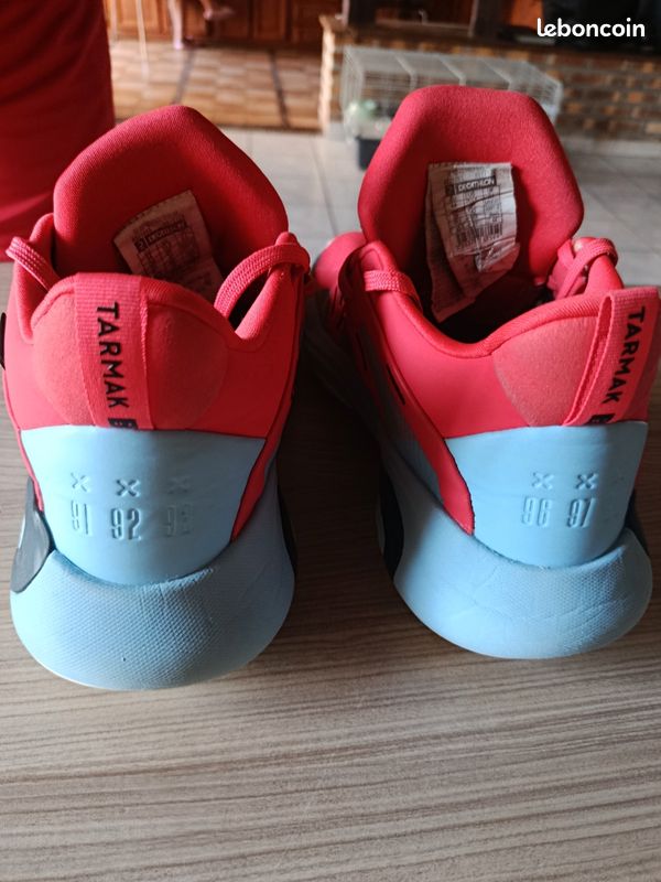 Chaussures basketball (image 1)