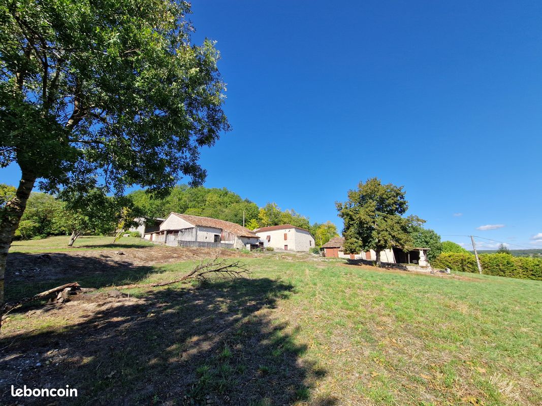 Maison 6 pièces 108 m² · à Hautefage-la-Tour · 108 m² · 129 000 €