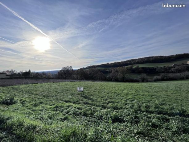 Terrain 2 000 m² Figeac