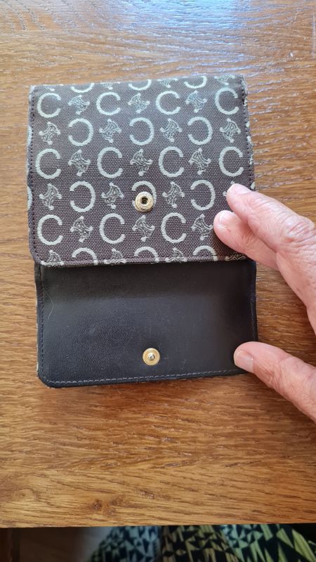 Magnifique petit portefeuille porte monnaie neuf Louis Vuitton