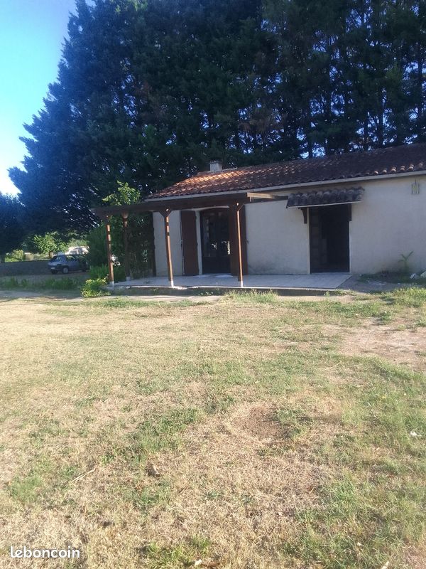 Maison 4 pièces 120 m² · à Saint-Maigrin · 120 m² · 750 €