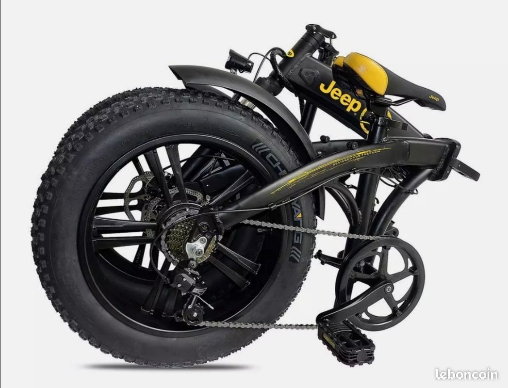 Vélo fat bike jeep très bonne affaire Vélos